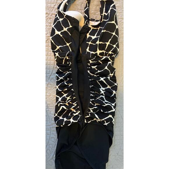 Trimshaper Sz 16 Tall 1 Pc Ruched Black & White Adj Straps Shelf Bra Swimsuit - Picture 11 of 13
